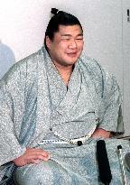 New Year sumo champion Musoyama speaks to reporters